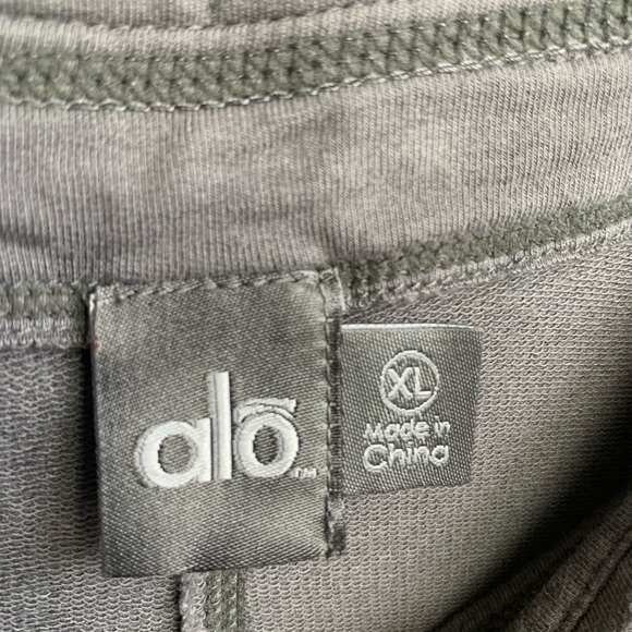 [SOLD] Alo Soft Weekender Lounge Pants Size XL - Picture 11 of 12